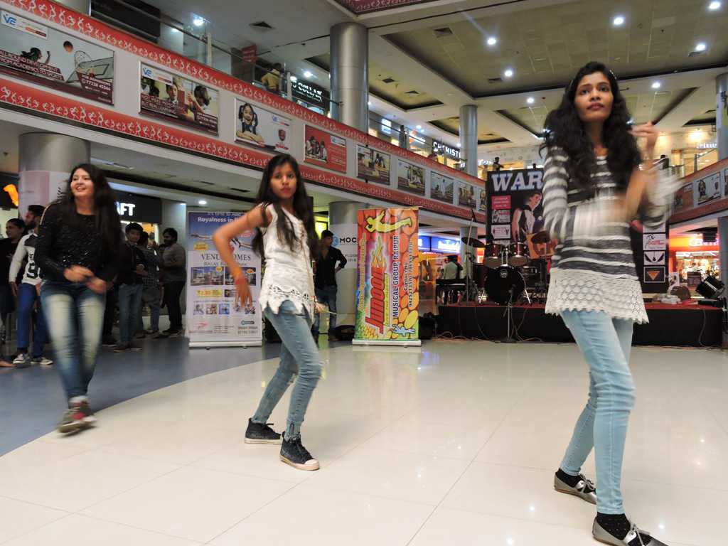 WAR OF BANDS IN CITY CENTER MALL RAIPUR ORGANIZED BY JCI RAIPUR BRAIN WASH AND JUNOON MUSICAL GROUP RAIPUR