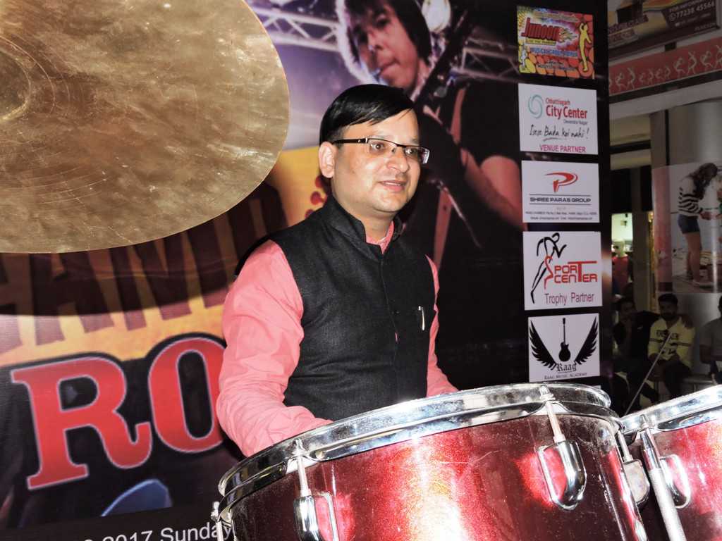 WAR OF BANDS IN CITY CENTER MALL RAIPUR ORGANIZED BY JCI RAIPUR BRAIN WASH AND JUNOON MUSICAL GROUP RAIPUR