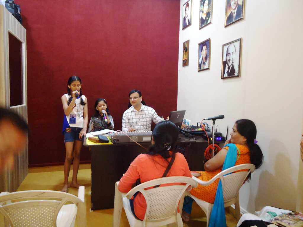 KABHI ALWIDA NAA KAHNA, ONE EVENING FOR KISHORE KUMAR JI. 