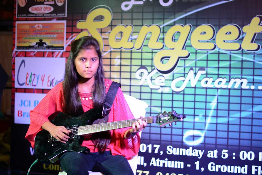 EK SHAAM SANGEET KE NAME IN MAGNETO MALL