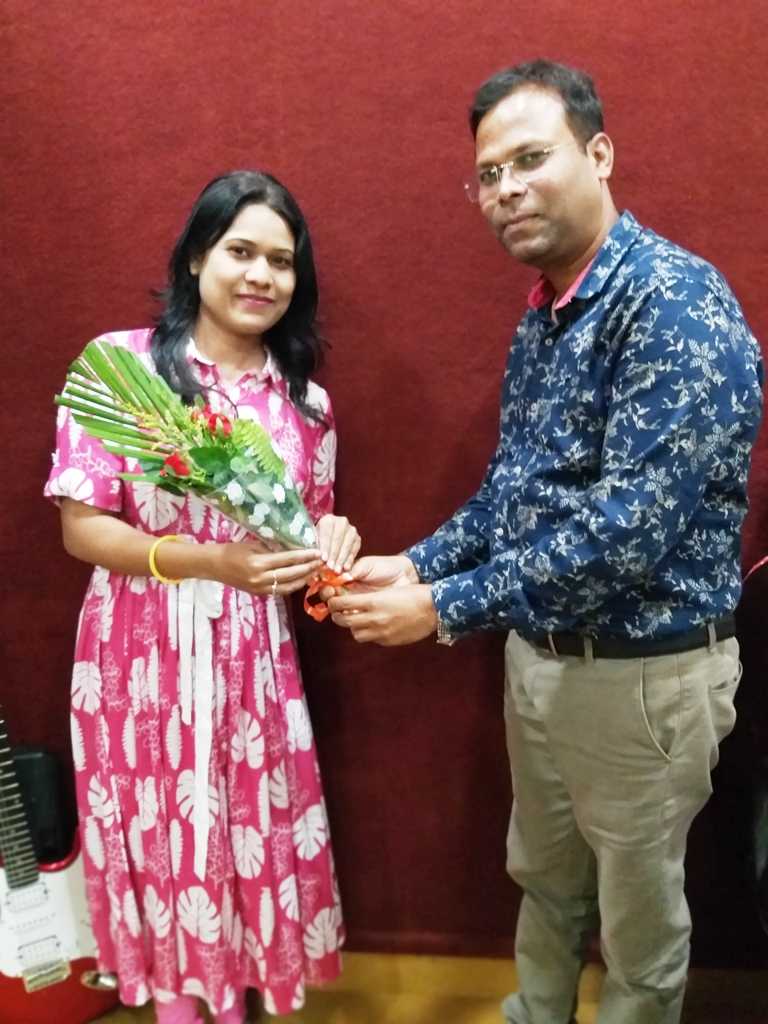 BIRTHDAY CELEBRATION OF FOUNDER POOJA AGRAWAL JI AND MEMBER RANJANA JI